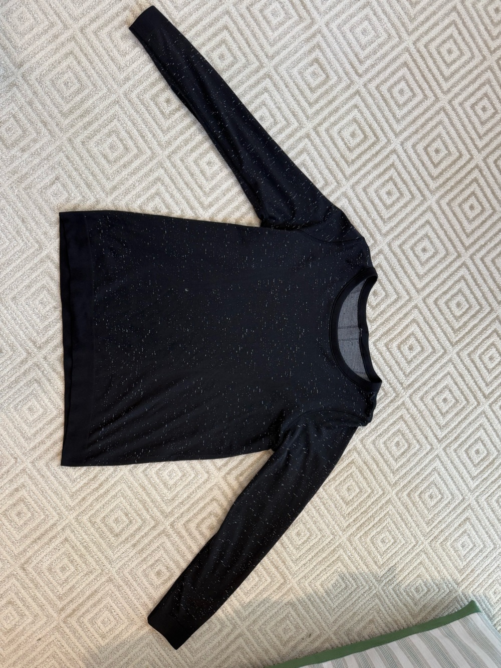 lululemon athletica Black speckle Long Sleeve Top